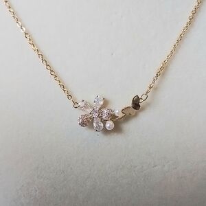 Pretty Bird Gold Floral Necklace